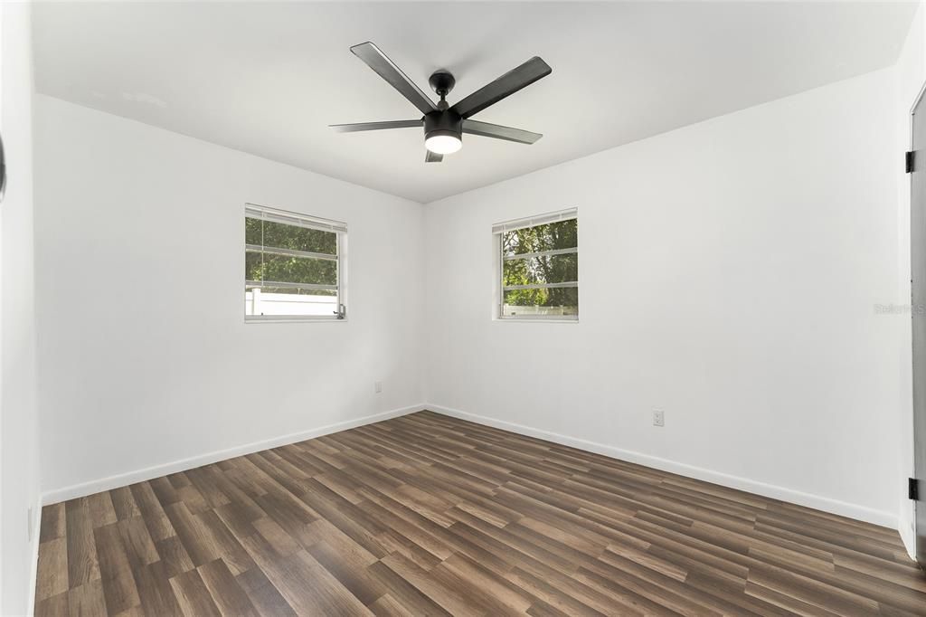 Activo con contrato: $199,999 (3 camas, 1 baños, 1192 Pies cuadrados)