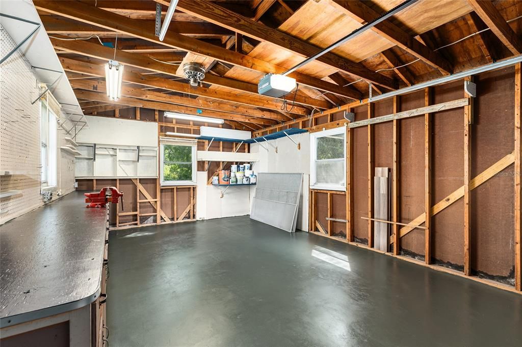 Activo con contrato: $199,999 (3 camas, 1 baños, 1192 Pies cuadrados)