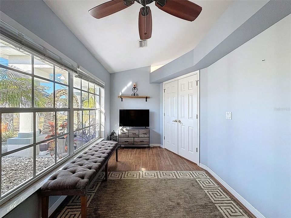 Active With Contract: $326,888 (2 beds, 2 baths, 1708 Square Feet)