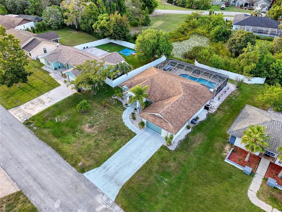 Active With Contract: $326,888 (2 beds, 2 baths, 1708 Square Feet)