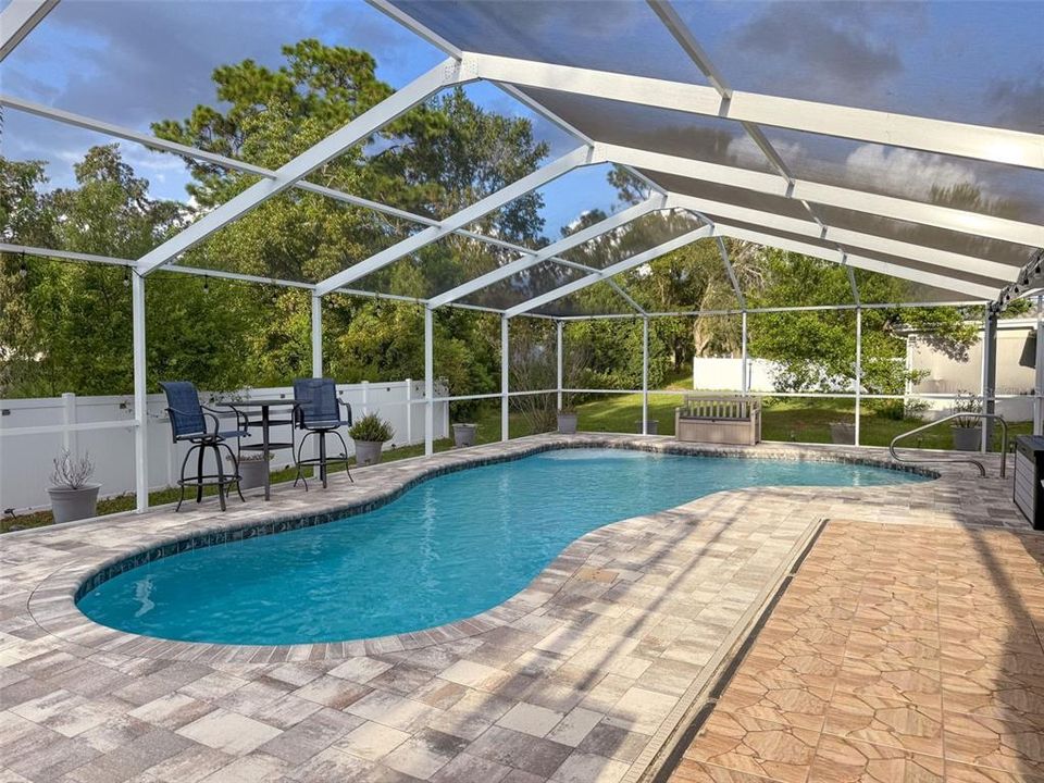 Active With Contract: $326,888 (2 beds, 2 baths, 1708 Square Feet)