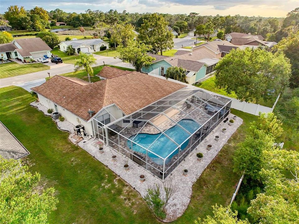 Active With Contract: $326,888 (2 beds, 2 baths, 1708 Square Feet)