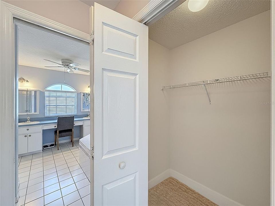 Active With Contract: $326,888 (2 beds, 2 baths, 1708 Square Feet)