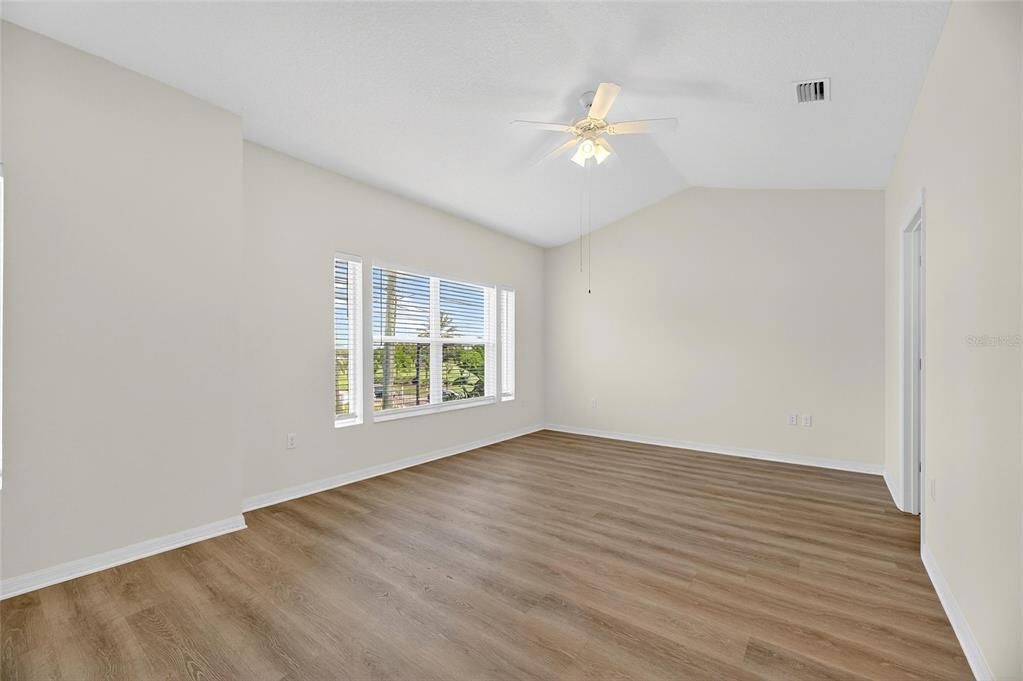 Active With Contract: $310,000 (3 beds, 2 baths, 1436 Square Feet)