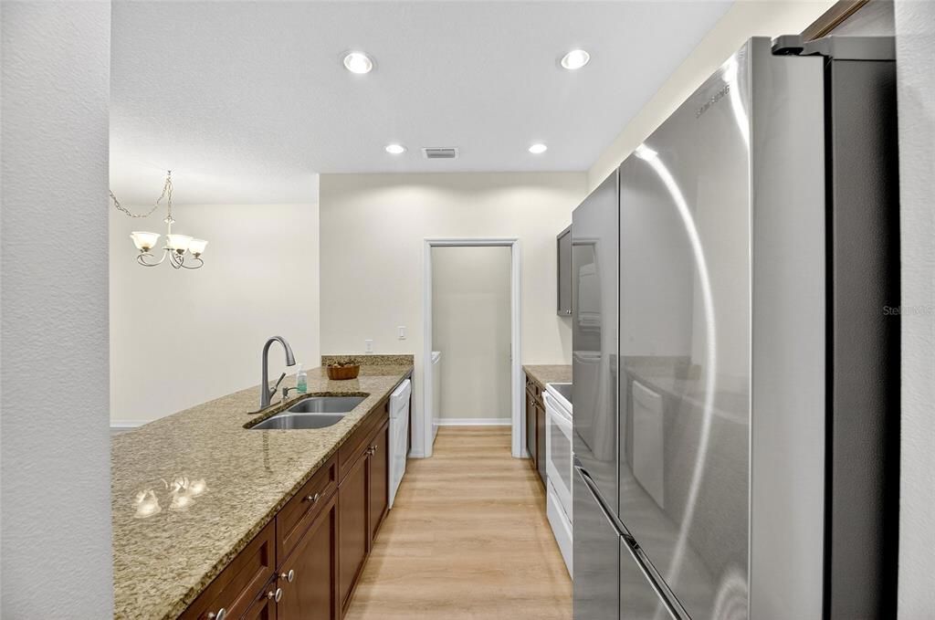 Active With Contract: $310,000 (3 beds, 2 baths, 1436 Square Feet)