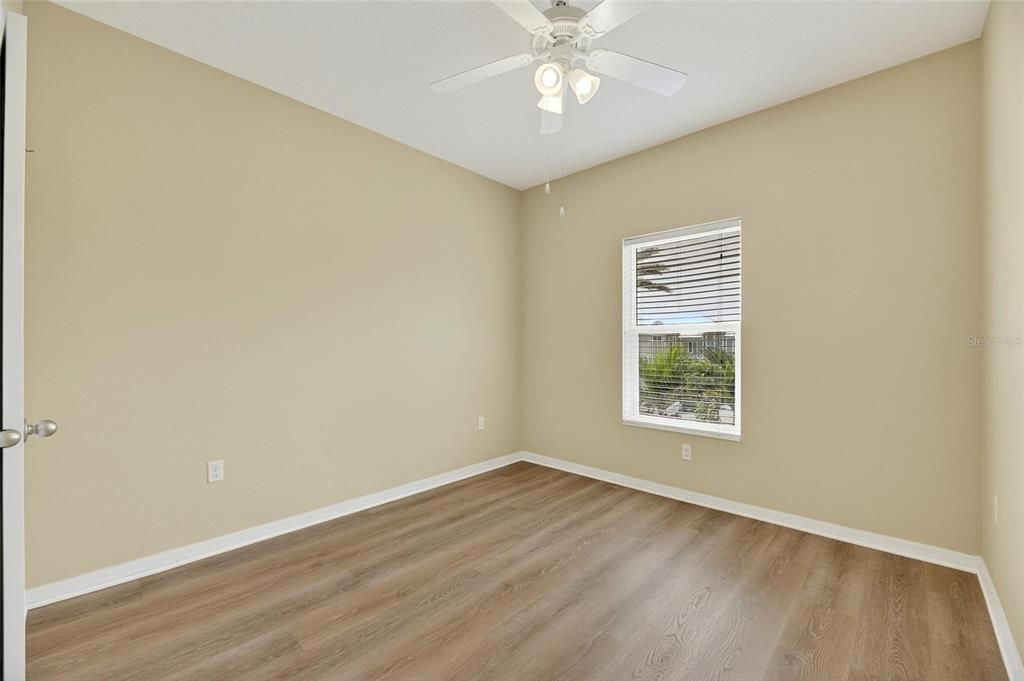 Active With Contract: $310,000 (3 beds, 2 baths, 1436 Square Feet)