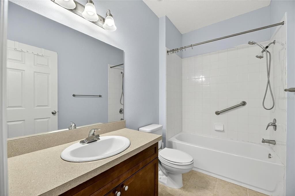 Active With Contract: $310,000 (3 beds, 2 baths, 1436 Square Feet)