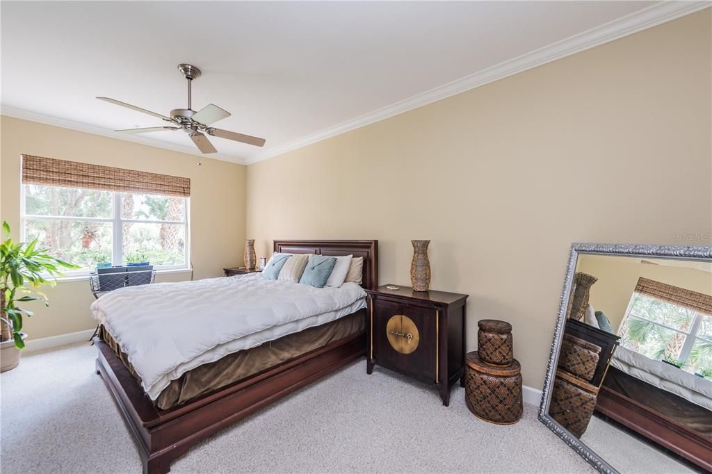 Active With Contract: $430,000 (3 beds, 2 baths, 1696 Square Feet)