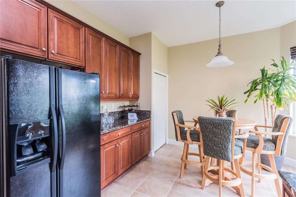 Active With Contract: $430,000 (3 beds, 2 baths, 1696 Square Feet)