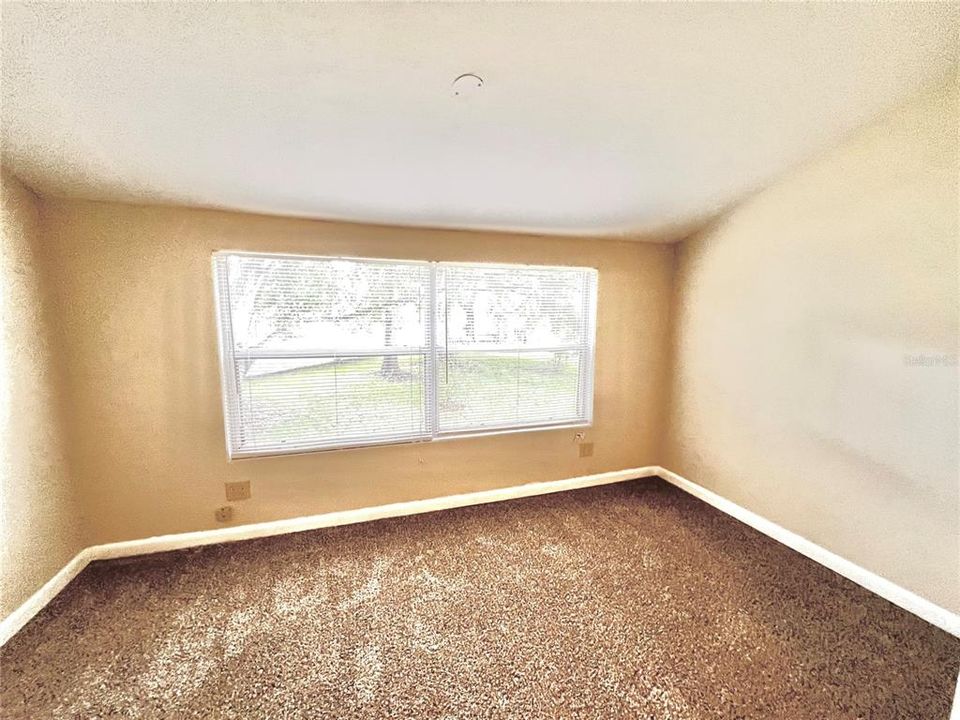 待售: $159,000 (2 贝兹, 2 浴室, 1185 平方英尺)