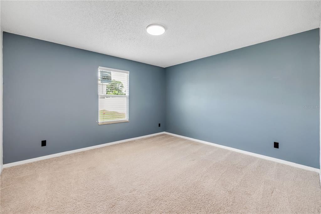 For Sale: $319,900 (3 beds, 2 baths, 1500 Square Feet)