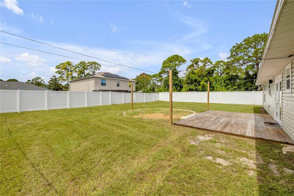 For Sale: $319,900 (3 beds, 2 baths, 1500 Square Feet)