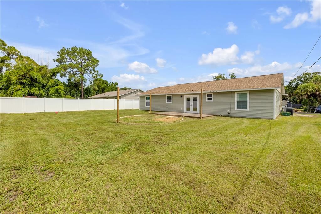 For Sale: $319,900 (3 beds, 2 baths, 1500 Square Feet)