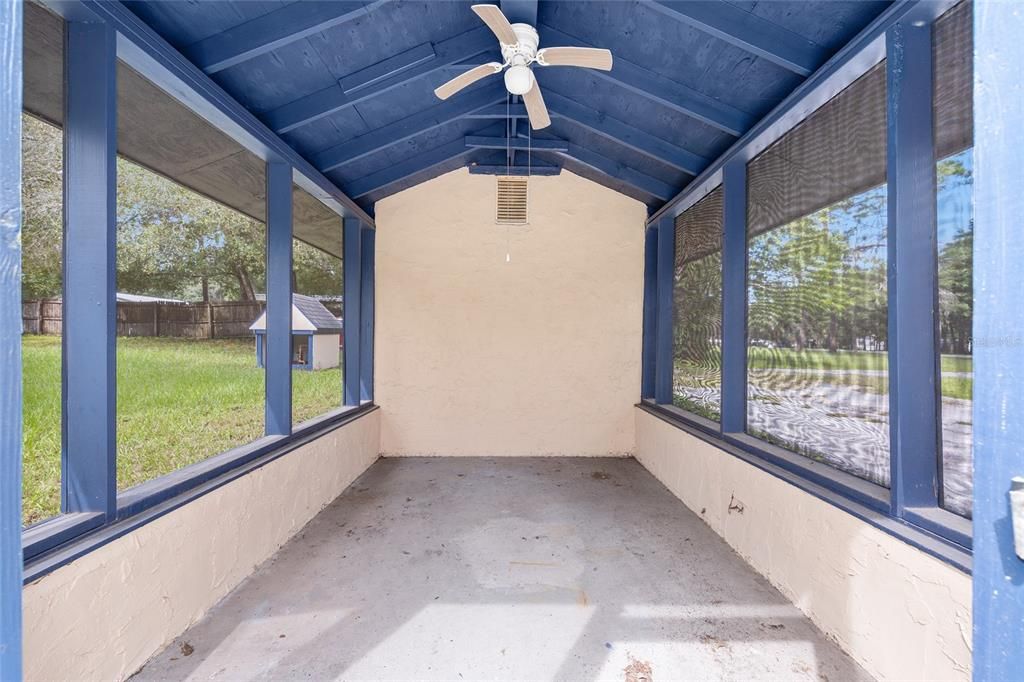 Activo con contrato: $295,000 (3 camas, 1 baños, 1540 Pies cuadrados)