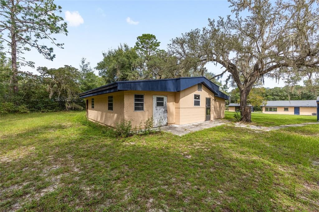 Activo con contrato: $295,000 (3 camas, 1 baños, 1540 Pies cuadrados)