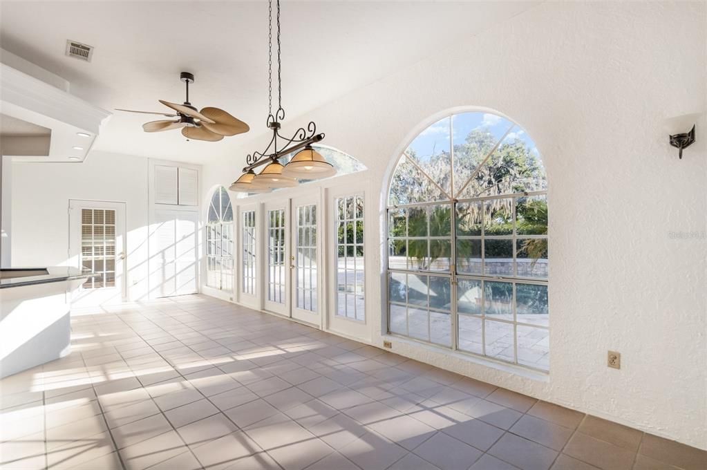 待售: $1,140,000 (4 贝兹, 3 浴室, 3100 平方英尺)