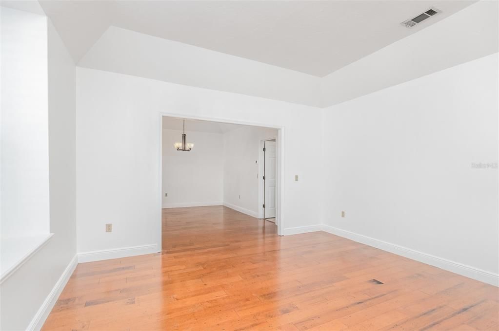 待售: $1,140,000 (4 贝兹, 3 浴室, 3100 平方英尺)