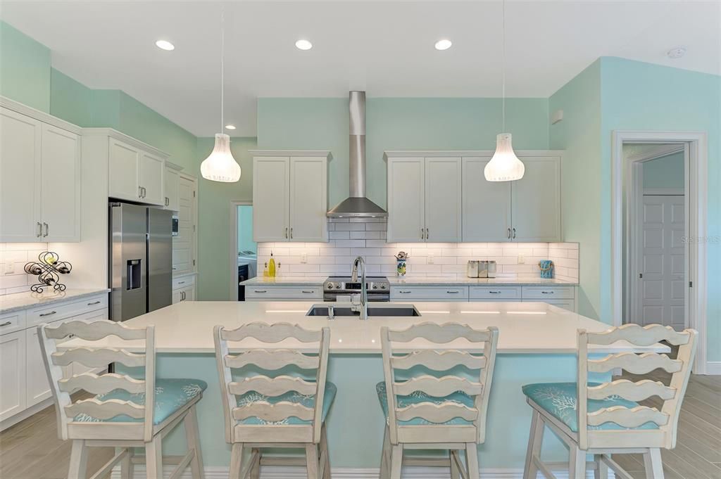 Active With Contract: $579,000 (3 beds, 2 baths, 1877 Square Feet)