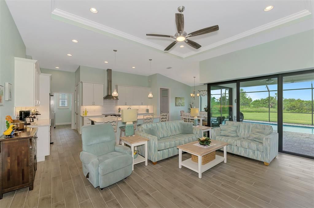 Active With Contract: $579,000 (3 beds, 2 baths, 1877 Square Feet)