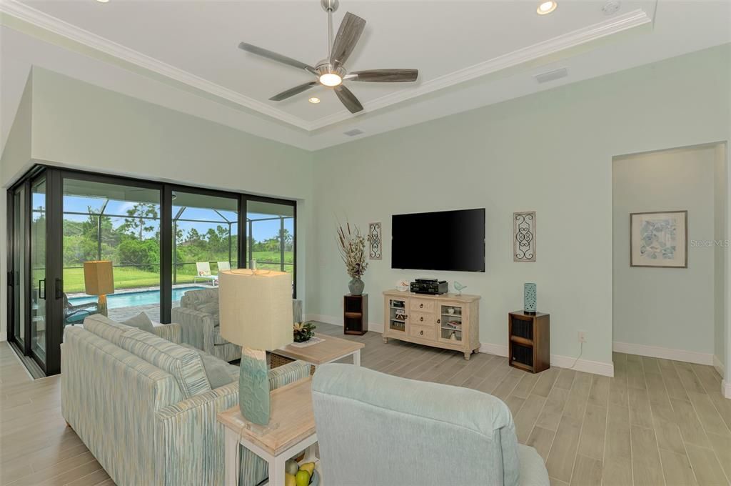 Active With Contract: $579,000 (3 beds, 2 baths, 1877 Square Feet)