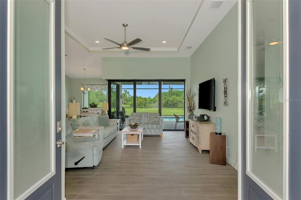 Active With Contract: $579,000 (3 beds, 2 baths, 1877 Square Feet)