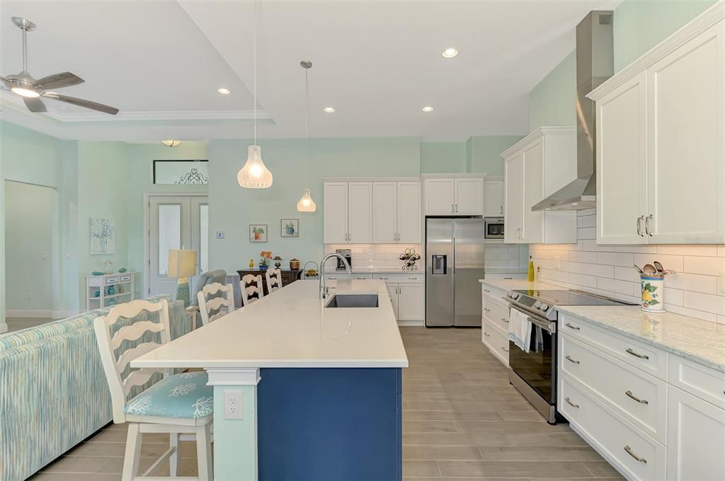 Active With Contract: $579,000 (3 beds, 2 baths, 1877 Square Feet)