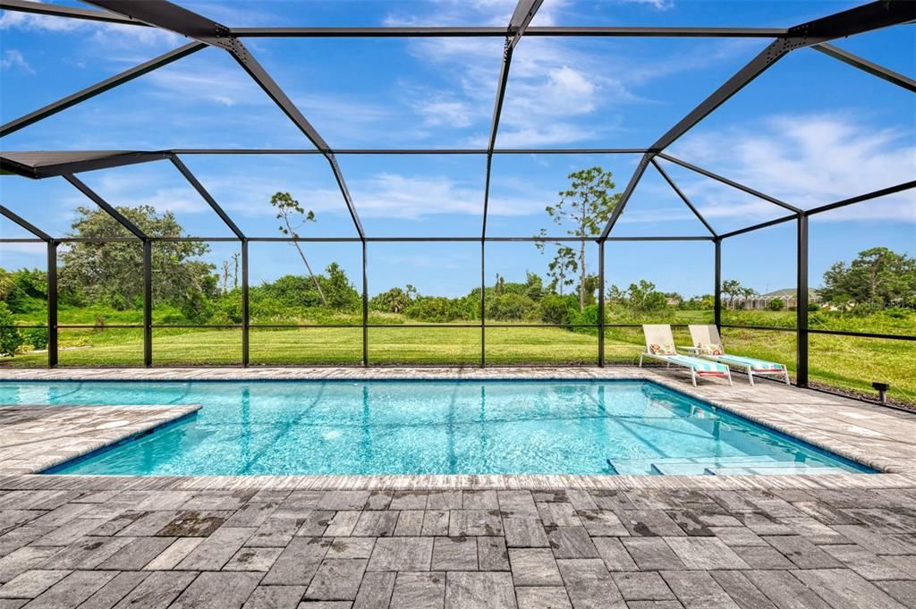 Active With Contract: $579,000 (3 beds, 2 baths, 1877 Square Feet)