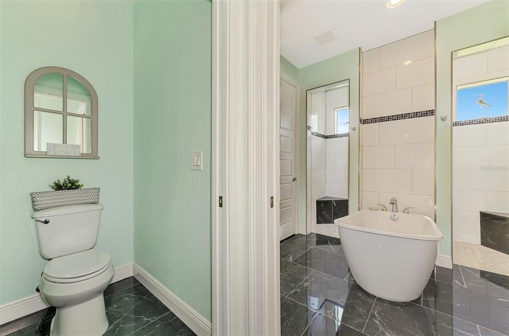 Active With Contract: $579,000 (3 beds, 2 baths, 1877 Square Feet)