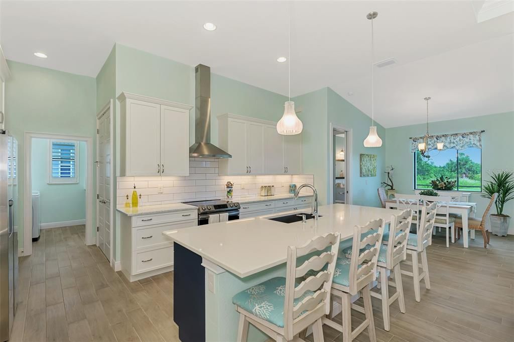 Active With Contract: $579,000 (3 beds, 2 baths, 1877 Square Feet)