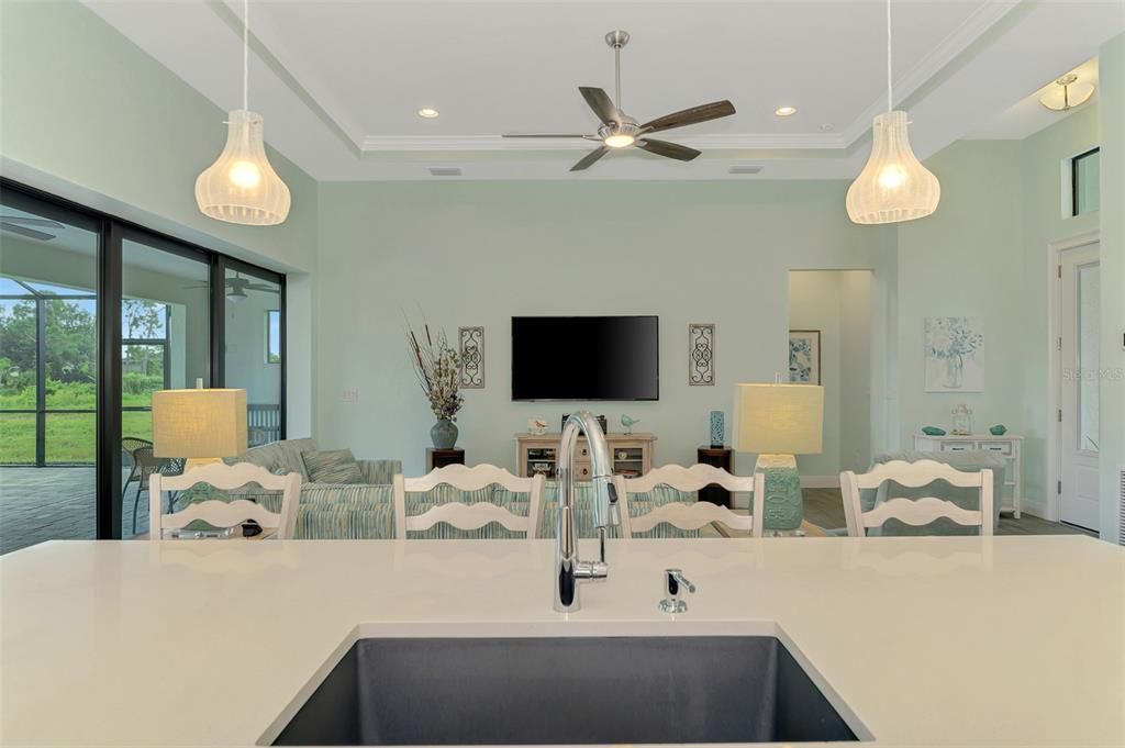 Active With Contract: $579,000 (3 beds, 2 baths, 1877 Square Feet)