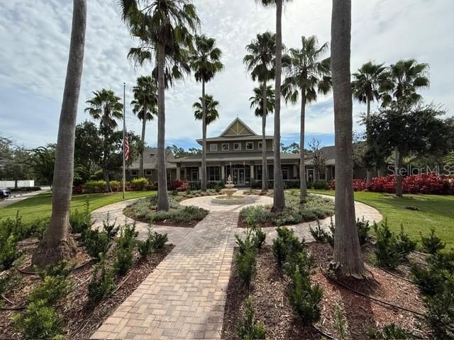 Active With Contract: $249,000 (2 beds, 2 baths, 1249 Square Feet)