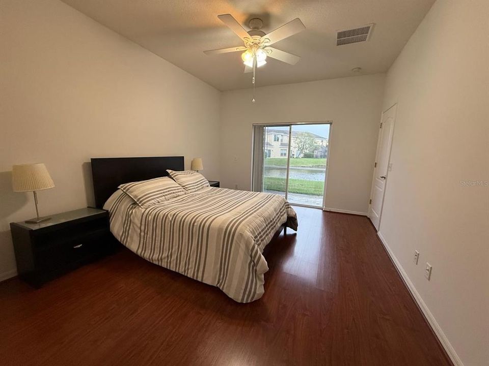 Active With Contract: $249,000 (2 beds, 2 baths, 1249 Square Feet)