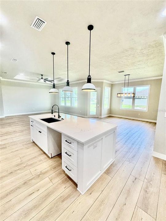 For Sale: $535,900 (4 beds, 3 baths, 2118 Square Feet)