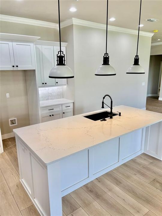 For Sale: $535,900 (4 beds, 3 baths, 2118 Square Feet)