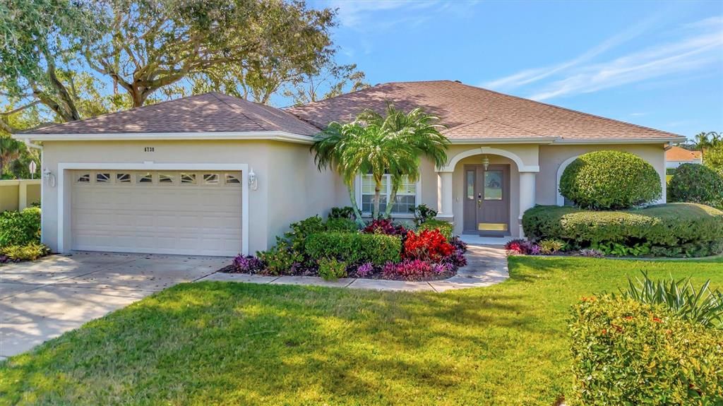 For Rent: $6,200 (2 beds, 2 baths, 1838 Square Feet)