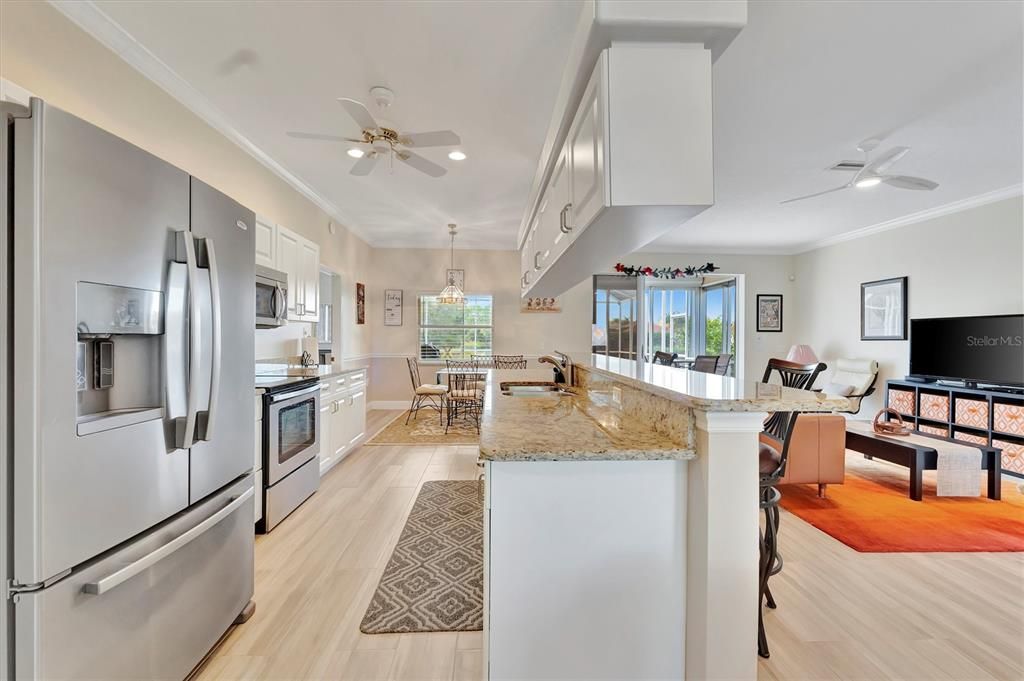 出租: $4,500 (2 贝兹, 2 浴室, 1838 平方英尺)