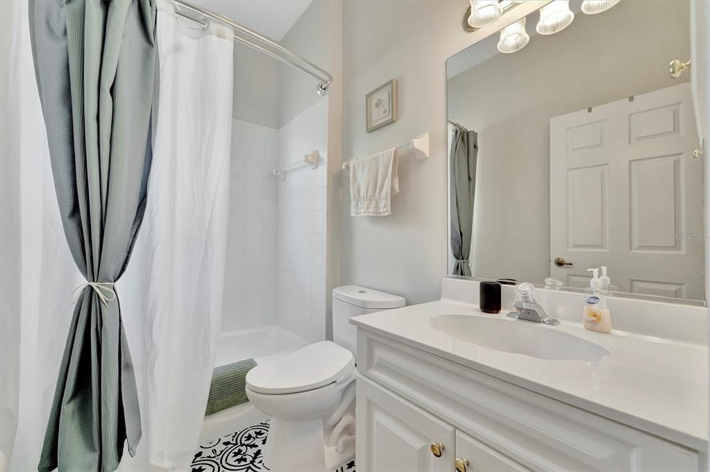 出租: $4,500 (2 贝兹, 2 浴室, 1838 平方英尺)