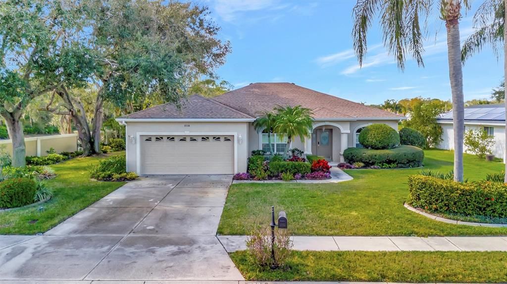 For Rent: $6,200 (2 beds, 2 baths, 1838 Square Feet)