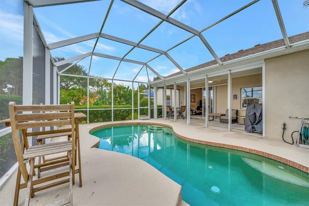 出租: $4,500 (2 贝兹, 2 浴室, 1838 平方英尺)