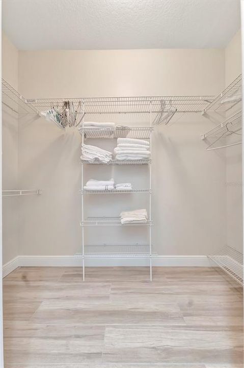 出租: $4,500 (2 贝兹, 2 浴室, 1838 平方英尺)