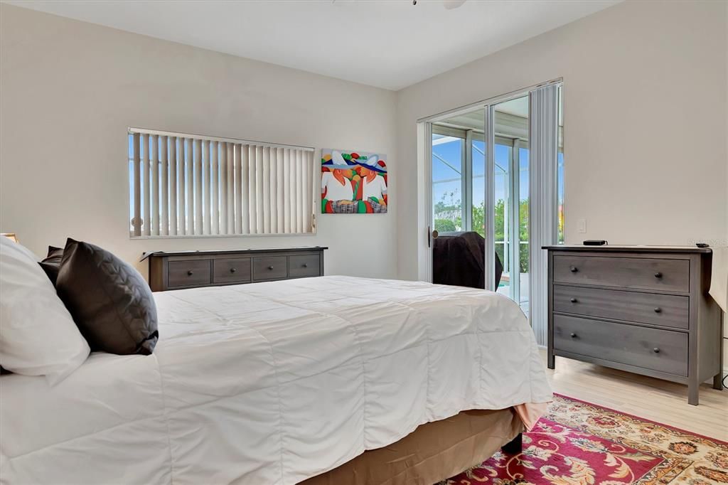 出租: $4,500 (2 贝兹, 2 浴室, 1838 平方英尺)