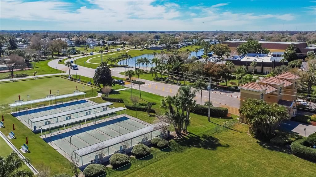 Activo con contrato: $399,000 (3 camas, 3 baños, 2279 Pies cuadrados)