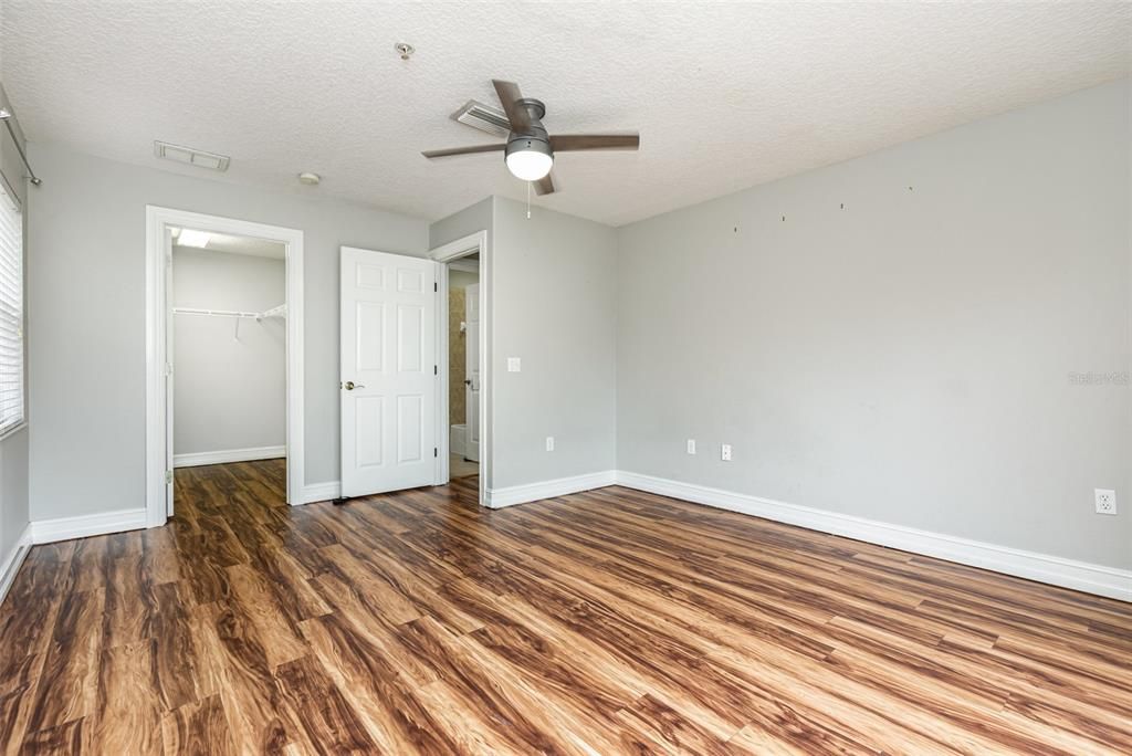 For Sale: $550,000 (3 beds, 4 baths, 2848 Square Feet)