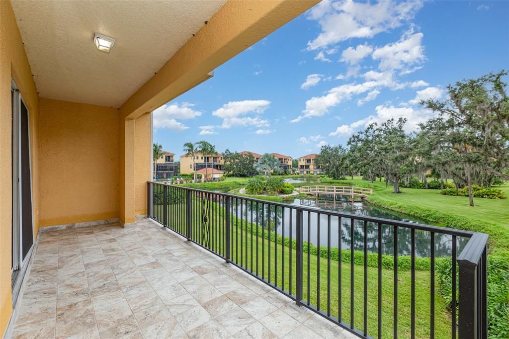 For Sale: $550,000 (3 beds, 4 baths, 2848 Square Feet)