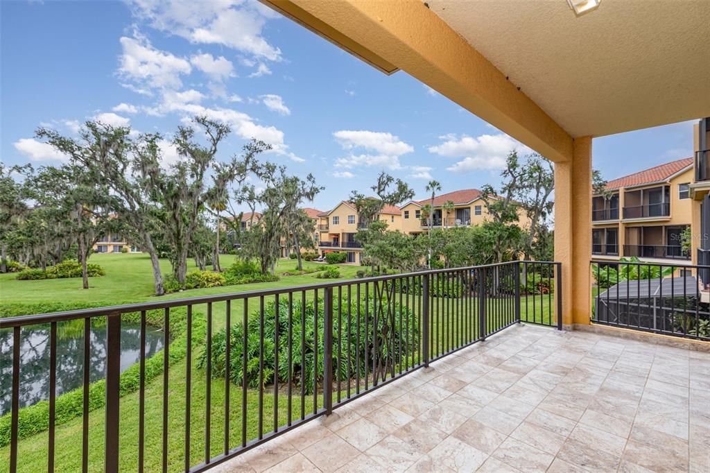 For Sale: $550,000 (3 beds, 4 baths, 2848 Square Feet)