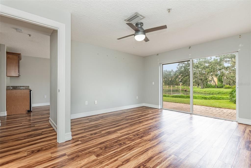 For Sale: $550,000 (3 beds, 4 baths, 2848 Square Feet)