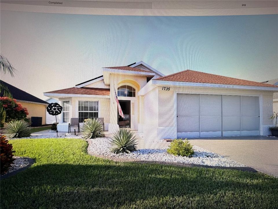 Active With Contract: $324,900 (2 beds, 2 baths, 1364 Square Feet)