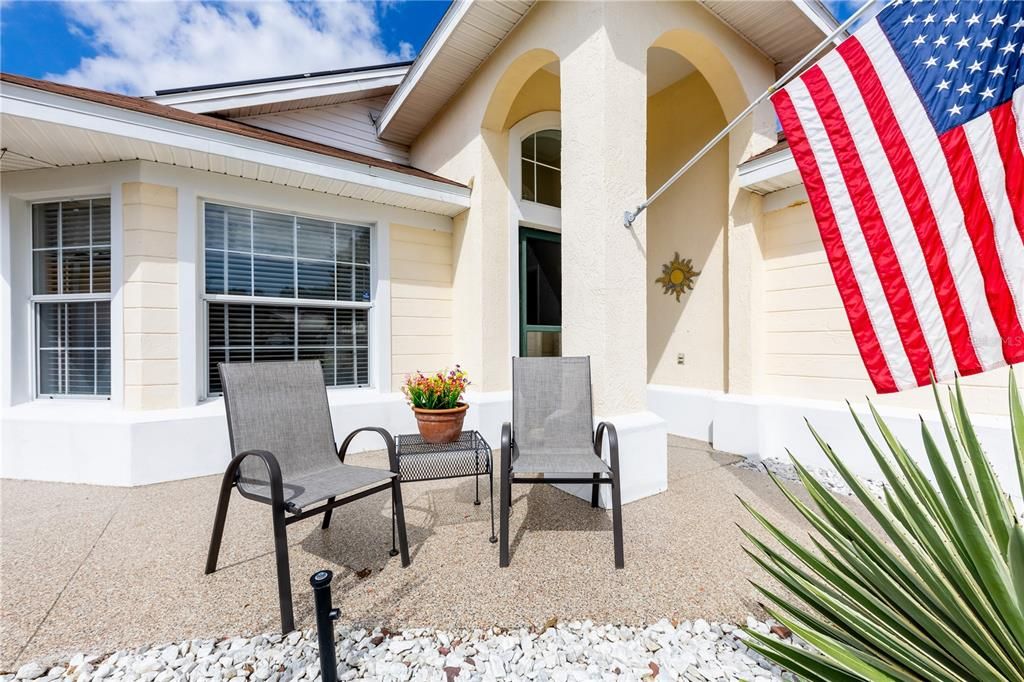 Active With Contract: $324,900 (2 beds, 2 baths, 1364 Square Feet)