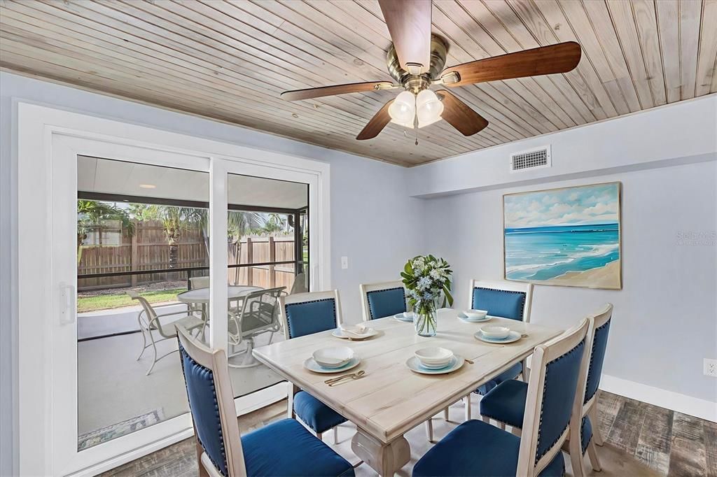 Active With Contract: $530,000 (3 beds, 2 baths, 1324 Square Feet)