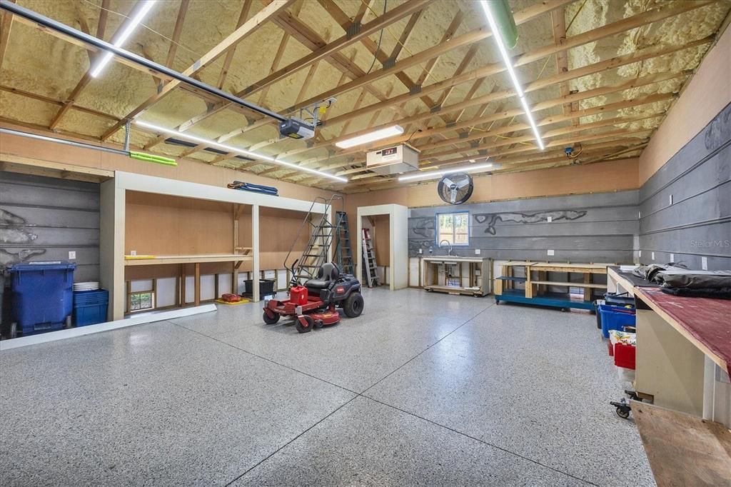 Active With Contract: $530,000 (3 beds, 2 baths, 1324 Square Feet)